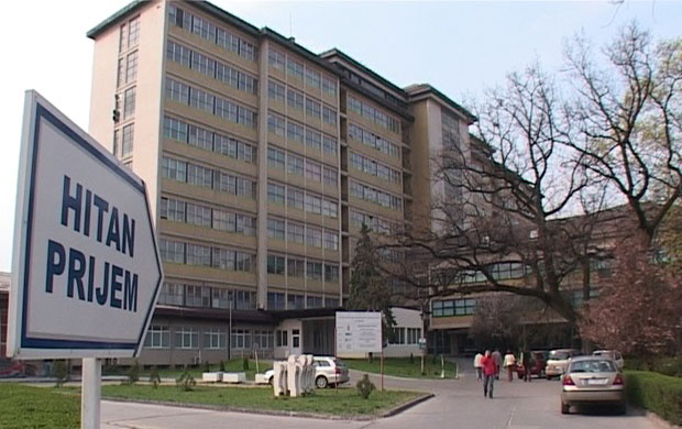 Син му зарио нож у груди: Познато стање мушкарца повређеног у Суботици