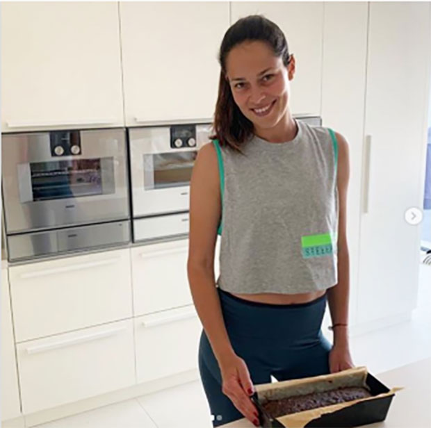 Ни Басти не може да му одоли: Ана Ивановић одлучила да обрадује супруга овим пецивом