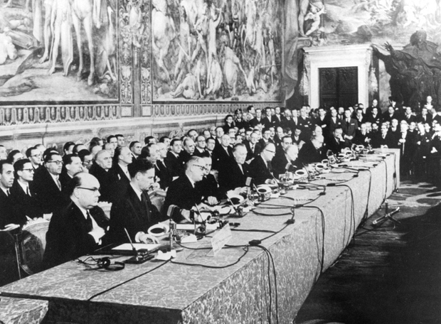 Како је настајала економска и политичка заједница држава Старог континента: Европска унија као бастион бирократије