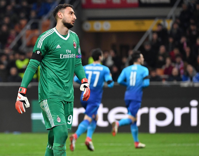 Млади голман је на потезу: Милан нуди Донаруми нови уговор и мању плату