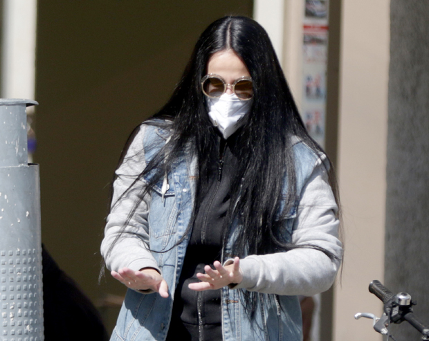 Никако под нож: Индира Арадиновић Инди упозорава девојке