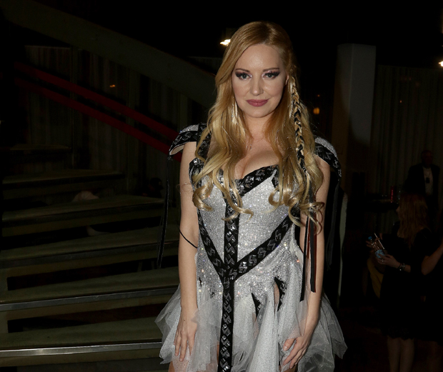 Борба светла и таме: Ивана Јордан објавила спот за песму Вила