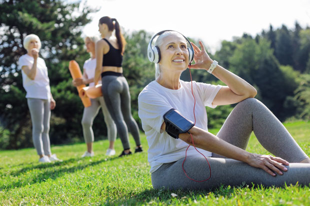 После кућне изолације постепено се вратите у форму: Ове вежбе раде се једна за другом у два циклуса, са само три минута паузе између