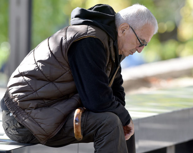 Економска криза која нас очекује још непроцењива: Да ли ће пандемија вируса снизити и пензије?