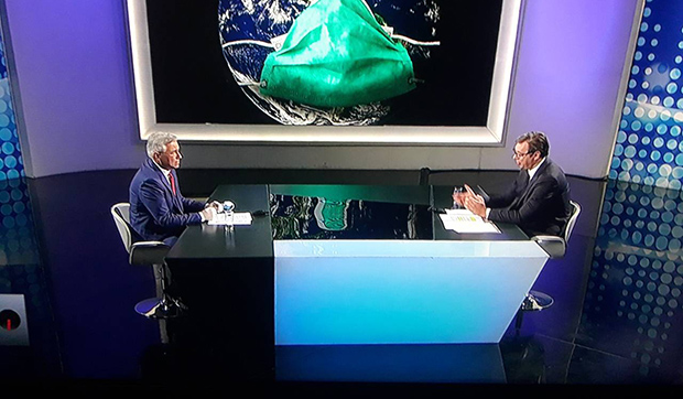 “Пожелео сам да мене нема”: Вучић се присетио мучне ноћи када је водио сина у болницу