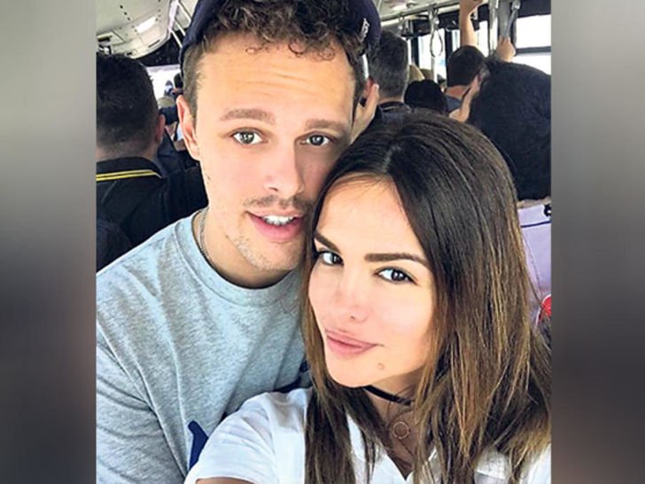 Северина у изолацији обележила пету годишњицу брака