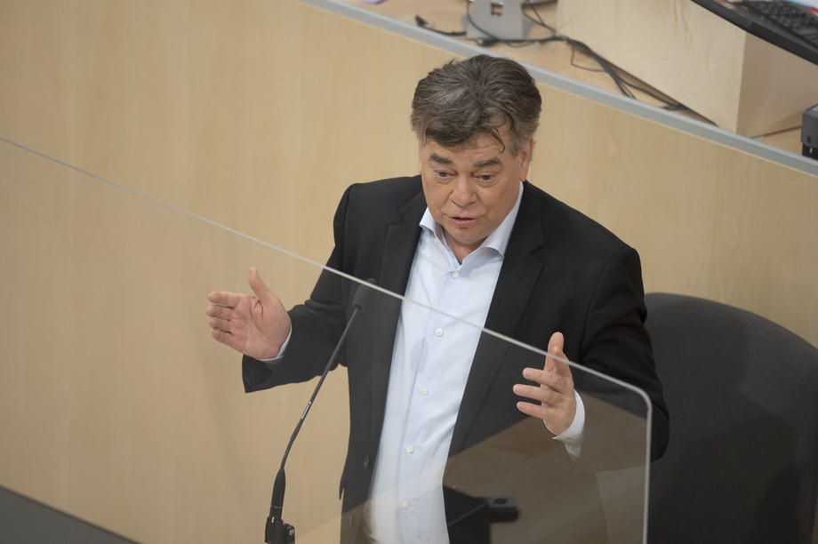 Kоглер: Ускоро могући тренинзи за врхунске спортисте