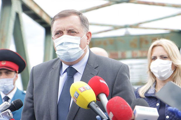 Додик: Срби највећи страдалници прошлог века, Бљесак се не сме заборавити