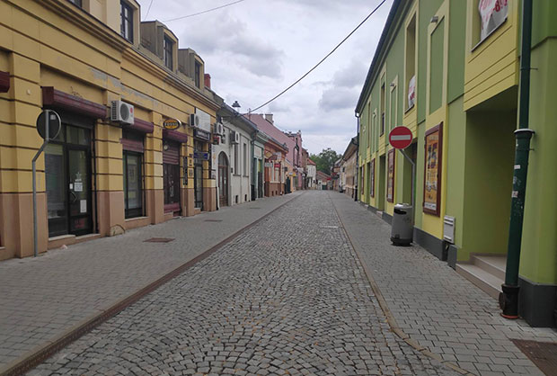 Зрењанин за Први мај сабласно ПРАЗАН (ФОТО/ВИДЕО)