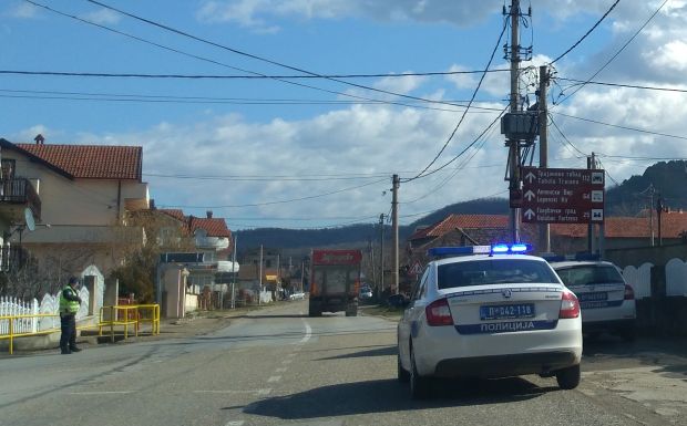 Код сувозача у „шкоди“ пронађена дрога: Кривична пријава у Великом Градишту