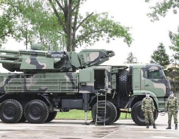 Председник Вучић најавио велику војну вежбу: Показаћемо ОГРОМНУ СНАГУ и наоружање које до сада НИСТЕ ВИДЕЛИ