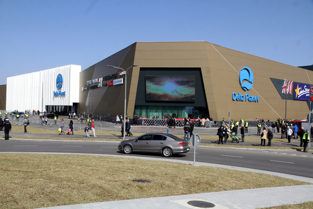 У Српској почели са радом тржни центри: Релаксација мера у РС 