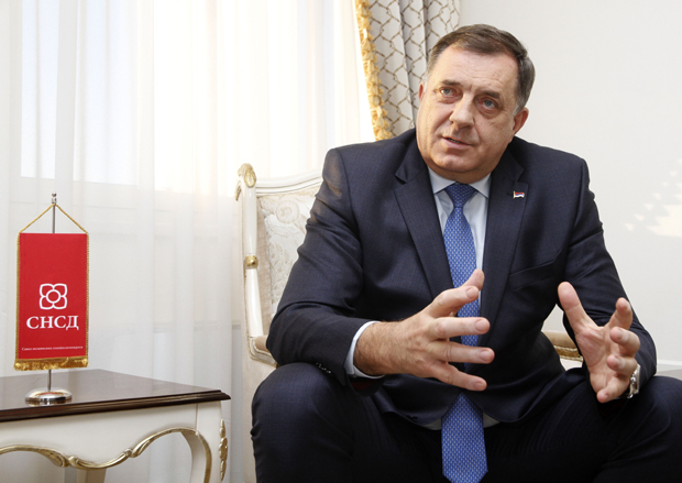“Кошарац написао КРАЈ свог политичког пута”: Додик реаговао на понашање министра СНСД који је био на слављу у Сарајеву