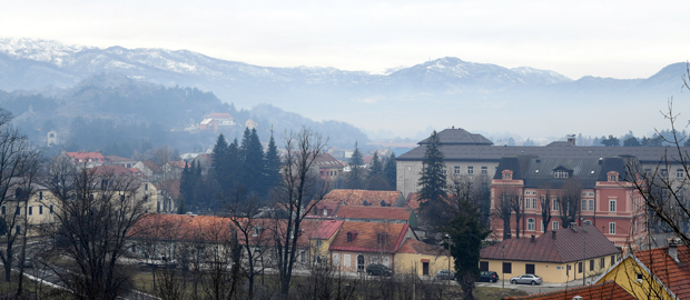 Исељеници помажу ЦЕТИЊСКУ СИРОТИЊУ са по 30 ЕВРА