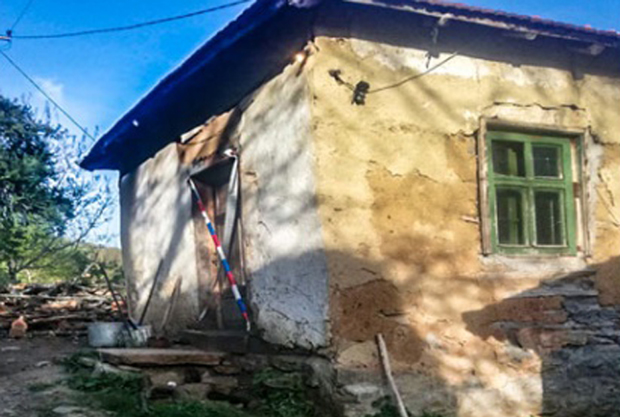 ЈЕЗИВ ЗЛОЧИН код Сокобање: Комшије пронашле мртву жену (69) са смрсканом главом