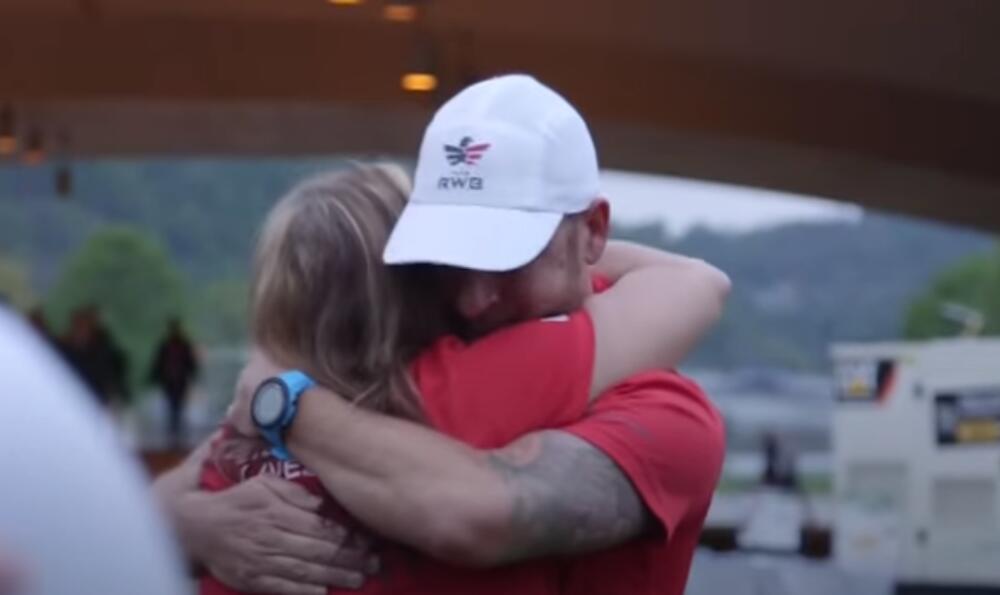 Дирвљива преписка после 35 година: Јеси ли ти дала дечака на усвајање? - Јесам - Мислим да сте моја билошка мајка