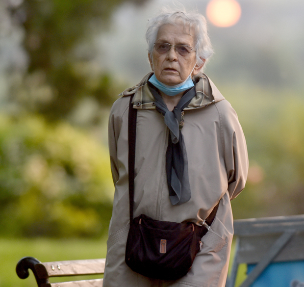 Адвокати утерују девизне пензије