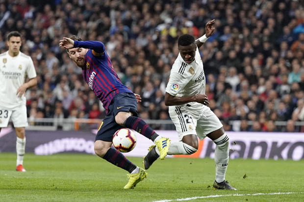 Смањивање трошкова и ризика у Примери: Шанци настављају без ВАР-а