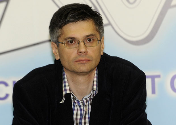 Шпијунка: Александру Чотрићу скочила температура због сунца