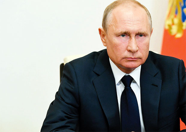 Русија почиње да ради у среду, тамо где има пуно заражених мере остају