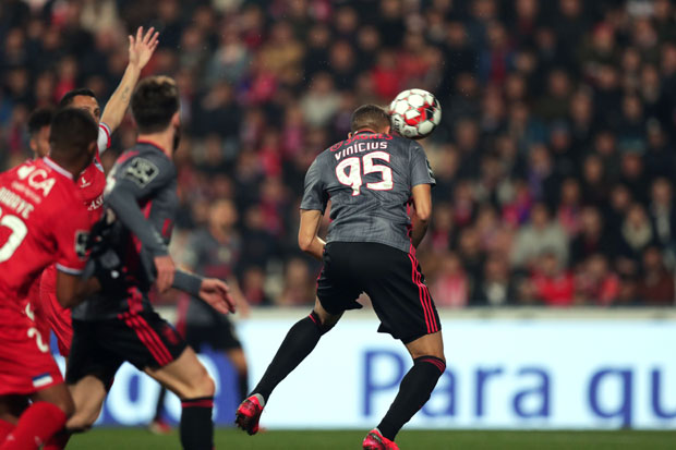 Винисијус на мети Манчестер јунајтеда