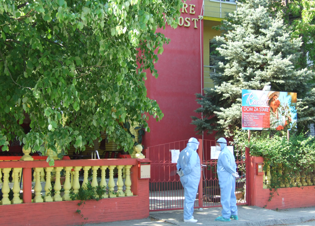 Стари немају куда да оду: Корисници дома Радост изашли из ковид-болнице