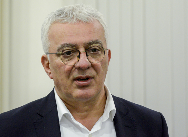 Андрија Мандић запретио: Ако Јоаникија пошаљете у Спуж, нећемо се држати обећања Амфилохију, него СПРЕМИТЕ УНИФОРМЕ!