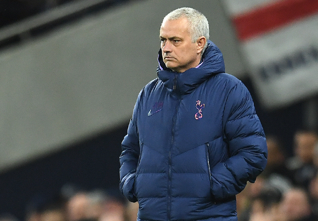 Мурињова јасна порука: Ко се боји повратку на терен, нека гледа ТВ