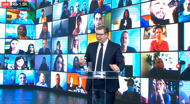 Хиљаде људи пратило онлајн скуп за Нашу децу; Вучић: Ово није избор између политичких странака, већ између будућности и лоше прошлости Србије! (ЛИВЕ ВИДЕО)
