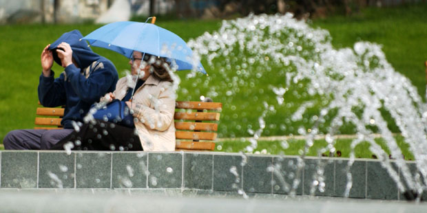 Поново раде фонтане: Вода тече на пет места, остале чесме биће пуштене наредних дана