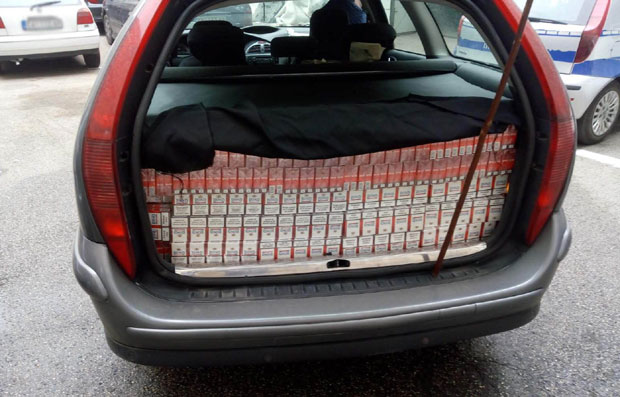 Суботичанин шверцовао цигарете: Још једна ВЕЛИКА ЗАПЛЕНА краљевачке полиције на ибарској магистрали