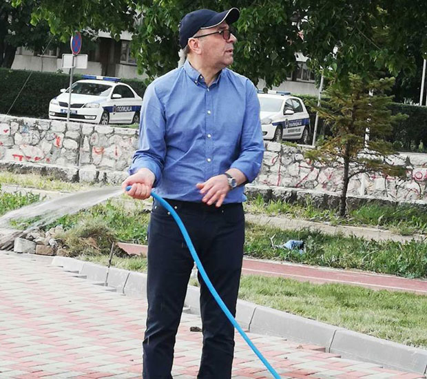 Шпијунка: Љајићу цвеће као вентил