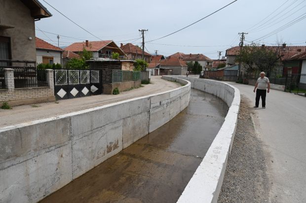 Канал  обуздава бујице: Мештани пиротског насеља Рогоз ће моћи мирно да спавају