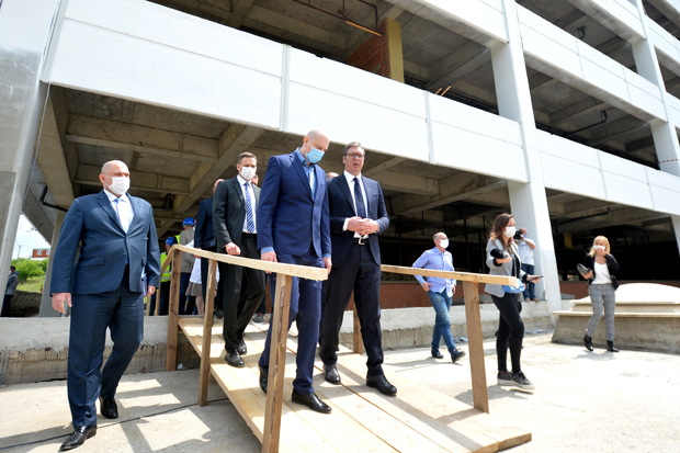 ВУЧИЋ: У року од две недеље представљамо мере подстрека фирмама за запошљавање - Направићемо НАЈБОЉИ ПАКЕТ ЗА ЗАПОШЉАВАЊЕ У ИСТОРИЈИ