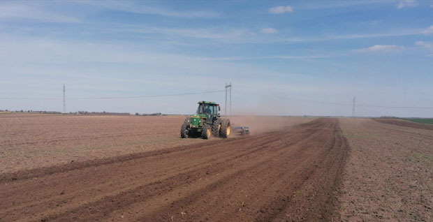 Гаранцијски фонд Војводине помаже привредницима и пољопривредницима: Криза лакша са 100.000 зајма
