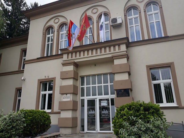 Дан независности Црне Горе: Тробојка у Беранама