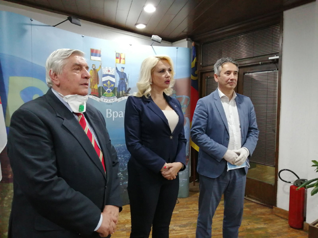 Др Кисић после седнице штаба: Вирус слаби у Србији, ситуација са короном на југу несигурна