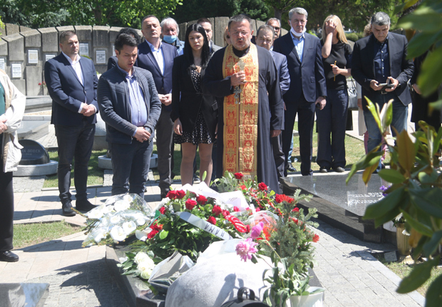 Помен легенди српског и југословенског глумишта: Четири године без великог Бате