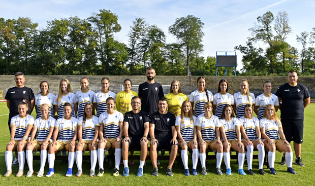 Даме у копачкама понос Суботице