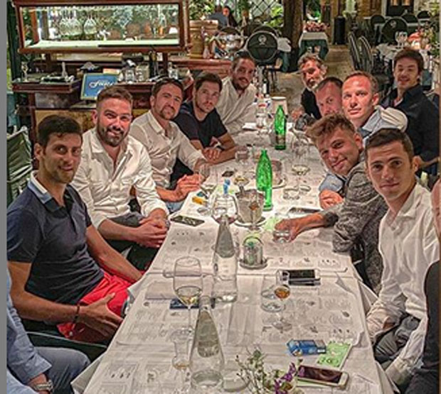 Познати српски новинар открио занимљиву причу: Ђоковић стигао на Јанкову прославу, шетао по Београду, па на крају завршио у кафани (ФОТО)