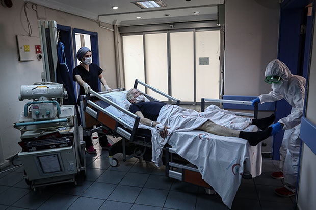 Исповест Србина који живи у Лос Анђелесу: Корона је у Америци постала најуноснији бизнис, болнице зарађују ОГРОМАН новац