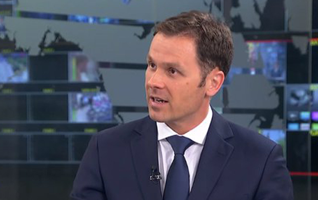 Апсолутно смо ПОГОДИЛИ МЕТУ, данас само исплатили по 100 евра за првих пола милиона грађана: Министар Мали открио када ћемо сви добити новац