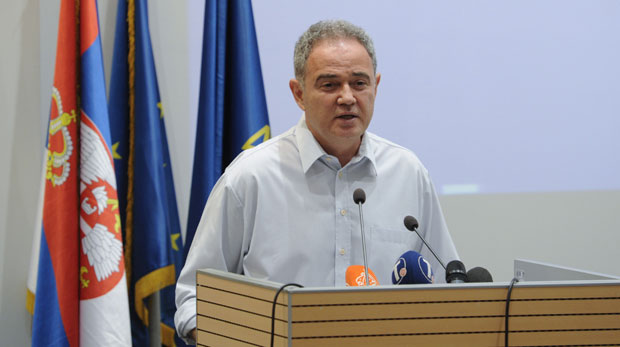 Лидер демократа не одустаје од померања термина седнице врха странке: Лутовац и званично одложио Главни одбор за 21. јун