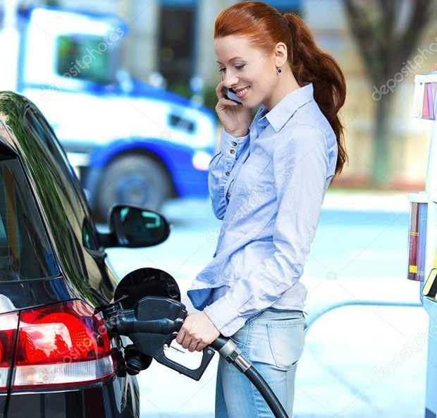 Зашто нам бензин примамљиво мирише?