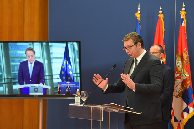 70 милиона евра из ЕУ за Србију - Вучић: Ниједна држава чланица Уније није обавезна да новац својих пореских обвезника троши на нас и зато сам им веома захвалан