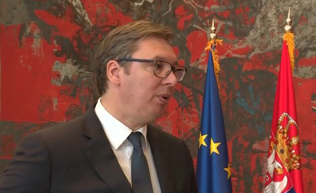 Вучић се обратио нацији: Срамота је шта је Црна Гора урадила; 100 евра ће добити и они којима су документа истекла, али уз услов