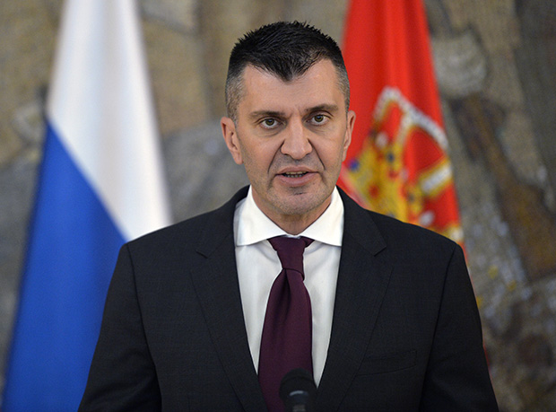 Шпијунка: Уз торту и телефонски позив - Ђорђевић честитао рођендан корисницама геронтолошког центра