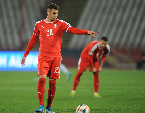 ПСЖ послао понуду Лацију: За Сергеја 60 милиона евра