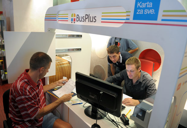 Одобрен једнократни попуст на месечне бус плус карте: Уместо 1.120 динара, маркица 760