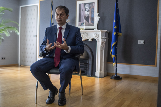 Ако се заразите короном на летовању у Грчкој, ево шта ће урадити држава